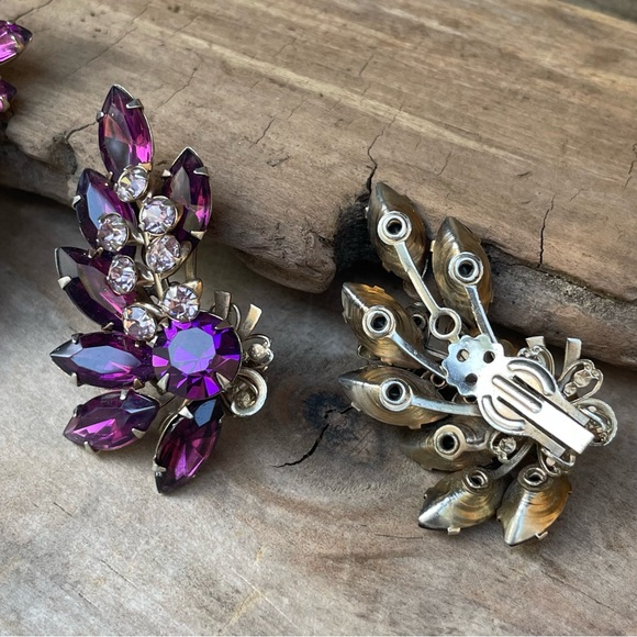 JULIANA D&E Vintage Rhinestone Demi Parure Brooch & Earring Set Amethyst - Picture 6 of 13